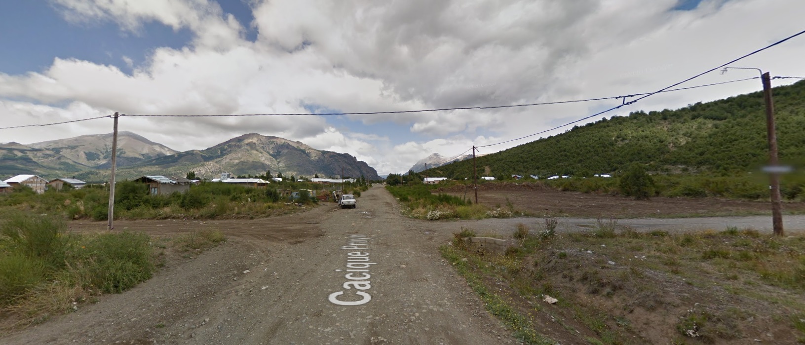 Bariloche: Aguas Rionegrinas realiza empalme de cañería en barrio Frutillar